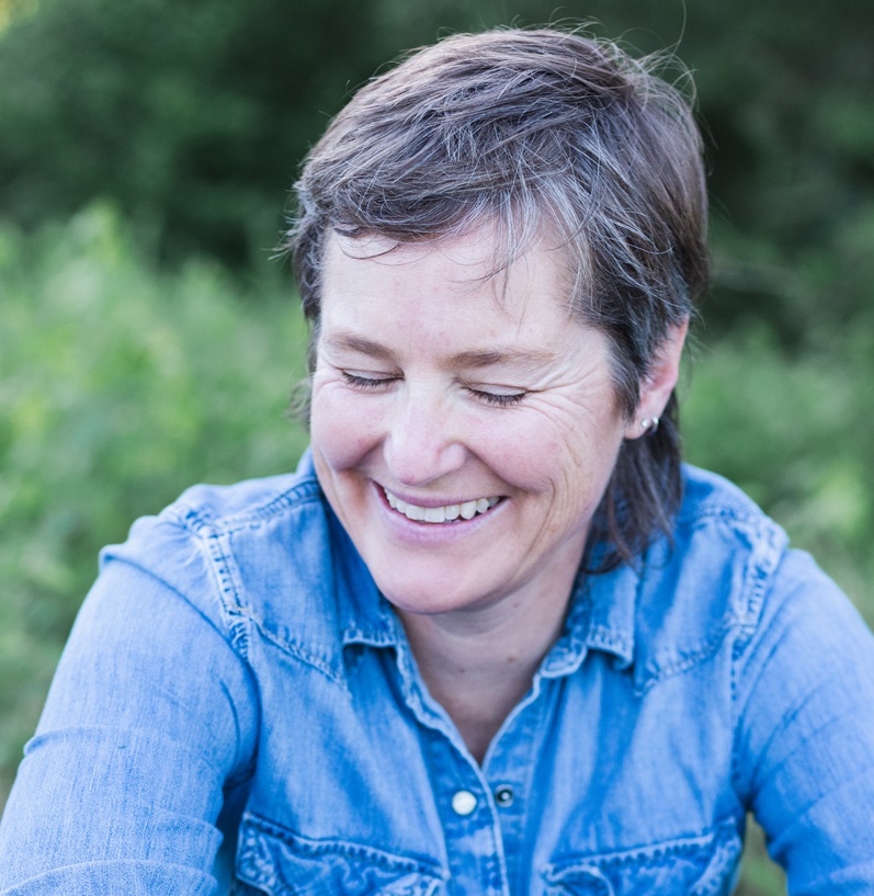 Molly_2024_Color-41-2